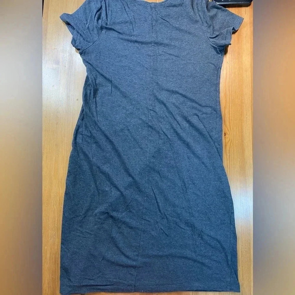 💃Old Navy,  Gray Stretch Knit Dress. - Picture 2 of 5